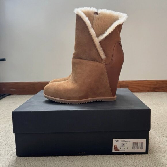 UGG Classic Mondri Cuff Chestnut Wedge Boots Women's Size 10 - Picture 1 of 5